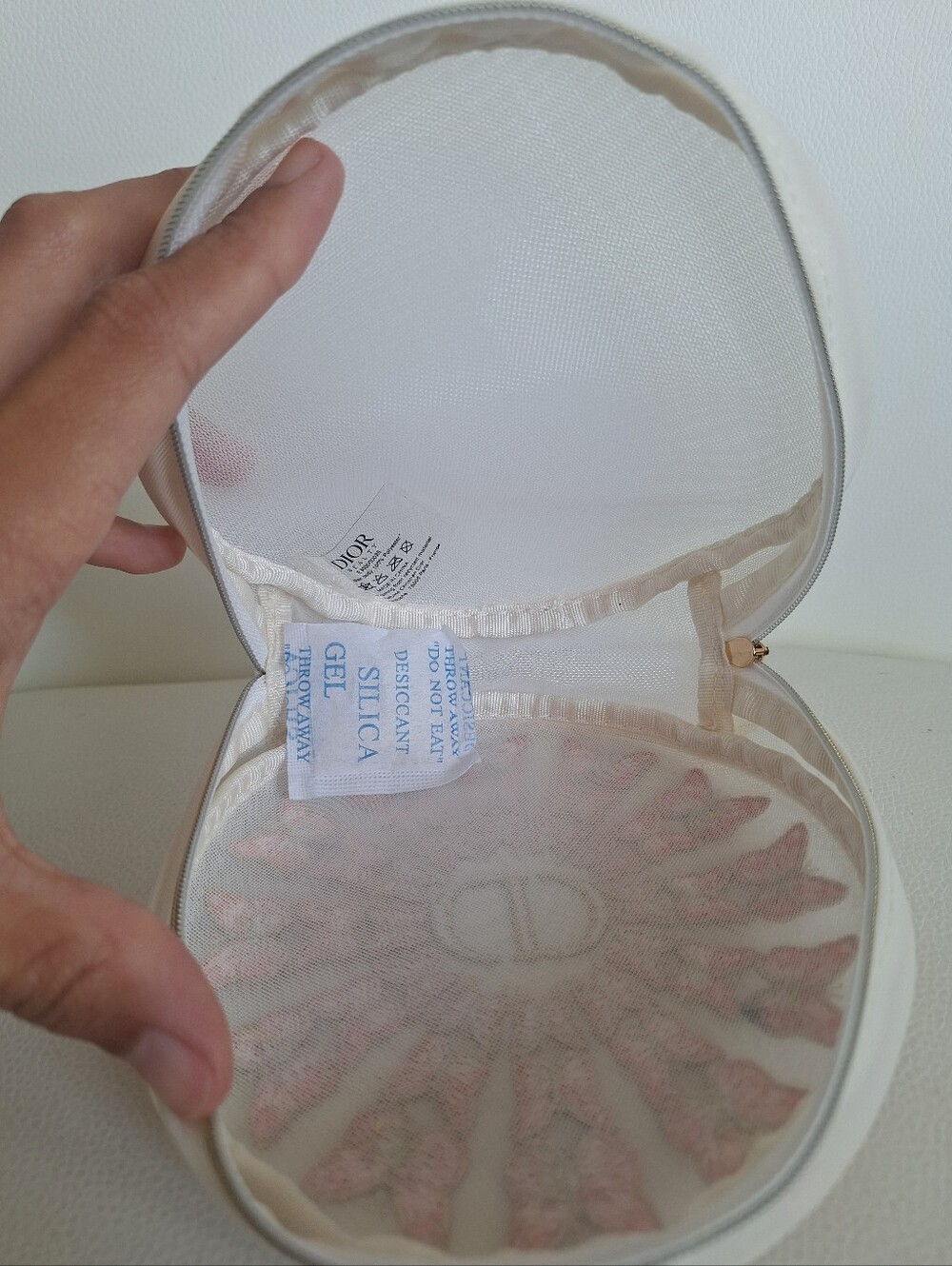 Dior Pink & Gold Butterfly Round Beauty Pouch NWOT - Picture 7 of 8